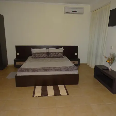 Chateau Del Marina Complex Lejlighedshotel