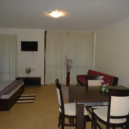 Chateau Del Marina Complex Lejlighedshotel 2*