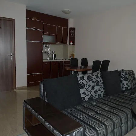 Lejlighedshotel Chateau Del Marina Complex 2*