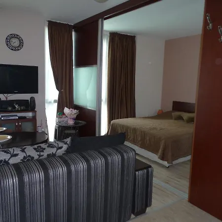 Lejlighedshotel Chateau Del Marina Complex