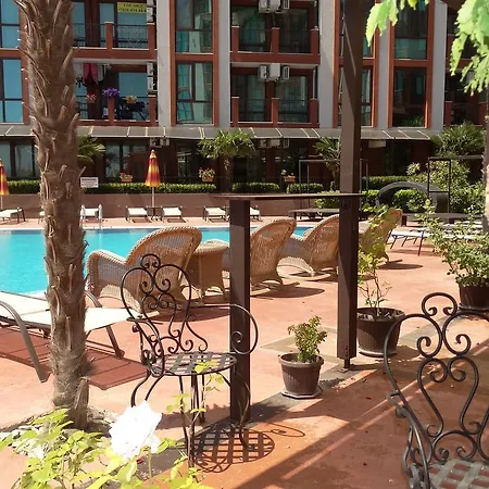 Chateau Del Marina Complex Lejlighedshotel 2*