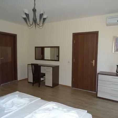 Aparthotel Chateau Del Marina Complex Nesebar