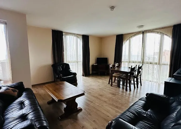 아파트호텔 Chateau Del Marina Complex 4*