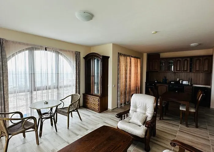 Chateau Del Marina Complex 4*