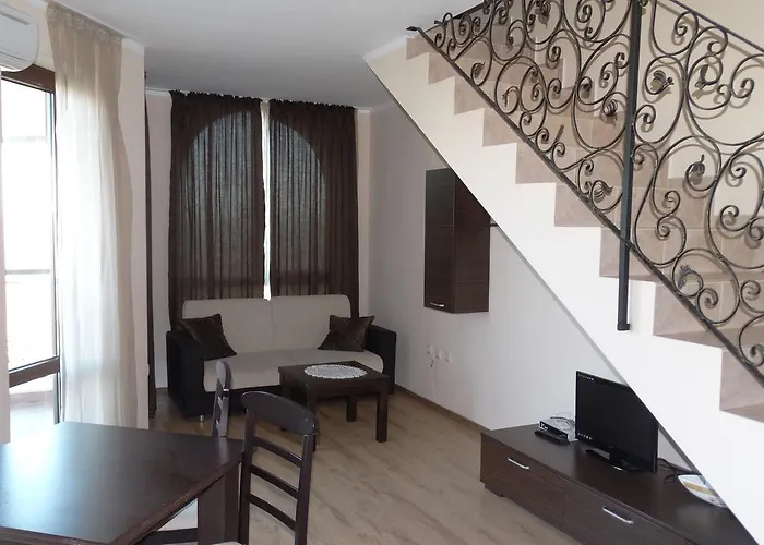 아파트호텔 Chateau Del Marina Complex 4*