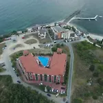 Chateau Del Marina Complex 4*