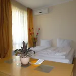 Aparthotel Chateau Del Marina Complex Nesebar