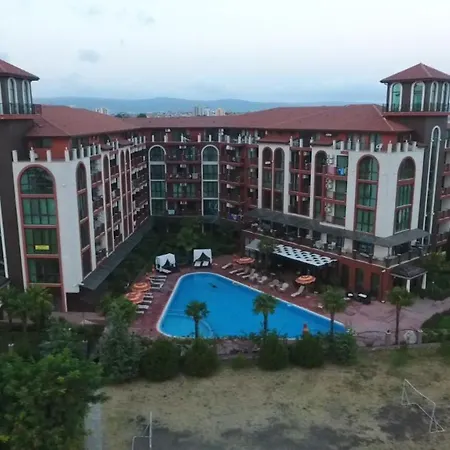 Chateau Del Marina Complex 4* נסבר