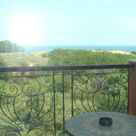 Chateau Del Marina Complex アパートホテル