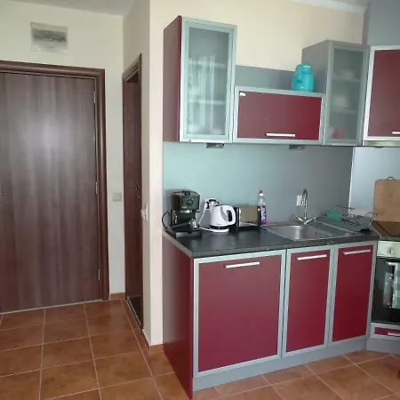 Chateau Del Marina Complex Apartahotel Nesebar