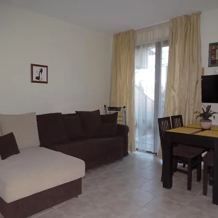 Chateau Del Marina Complex Aparthotel 4*