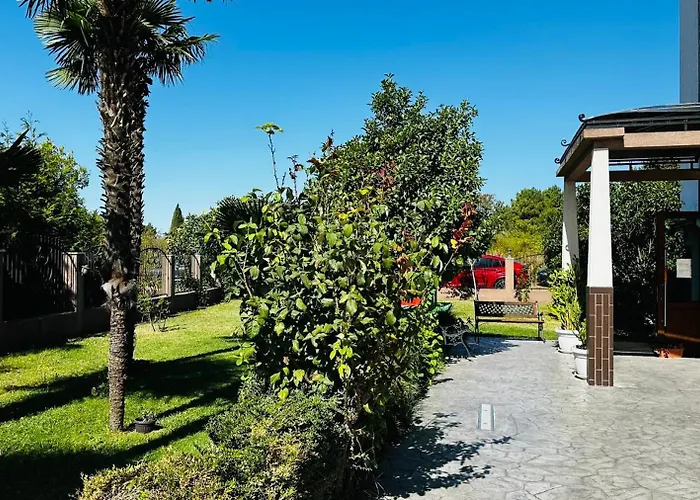 Chateau Del Marina Complex Aparthotel 4*