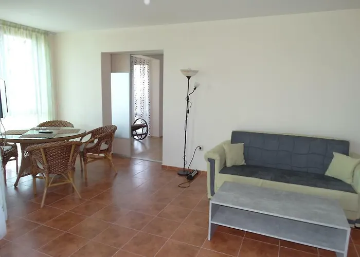 Aparthotel Chateau Del Marina Complex Nesebar