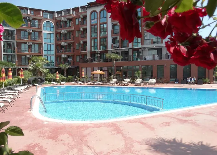 Chateau Del Marina Complex Aparthotel 4*