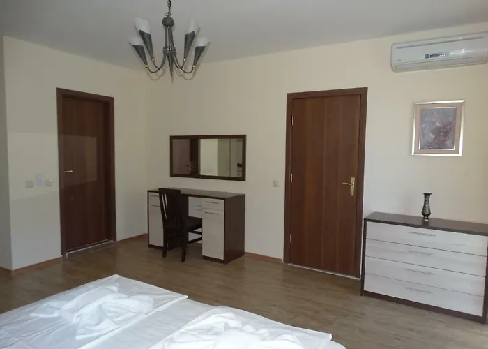 Aparthotel Chateau Del Marina Complex Nesebar